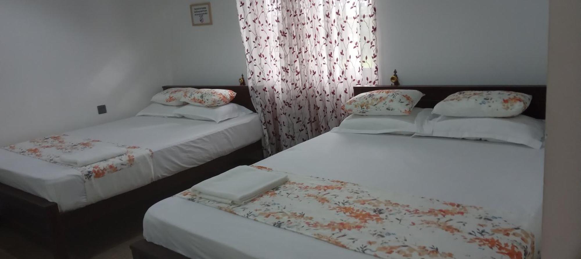 Bliss Lake, Holiday Bungalow, Thissawewa أنرادابورام المظهر الخارجي الصورة